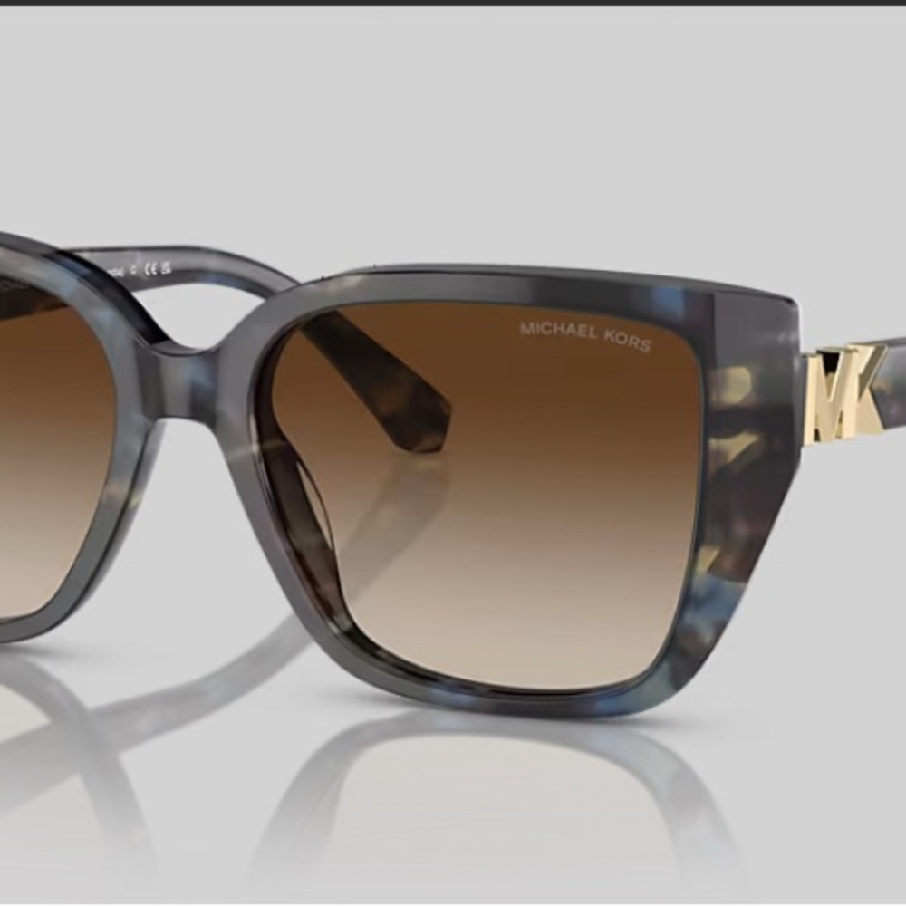 🆕 Michael Kors Acadia Blue With Brown Lenses and Gold Logos Oversized Sunglasses - Picture 2 of 4
